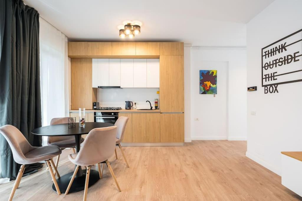 Apartment The Pinky Promise Loft Pipera